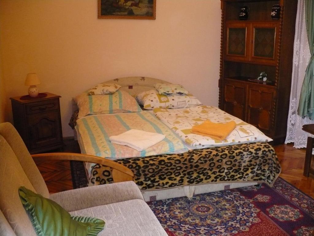 Kitty Apartman Apartment มิชโคลซ์ ห้อง รูปภาพ